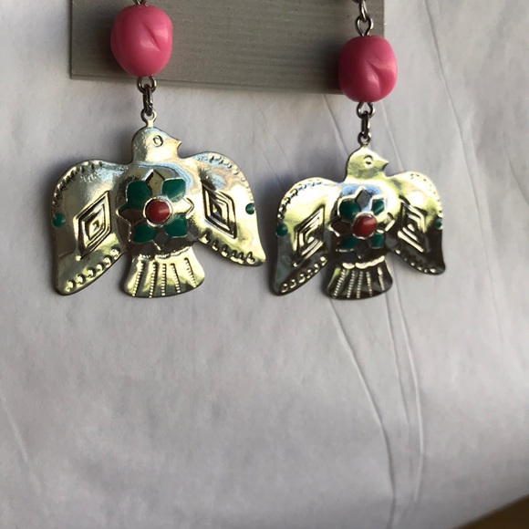 Ms Ashley Earrings - Picture 7 of 8